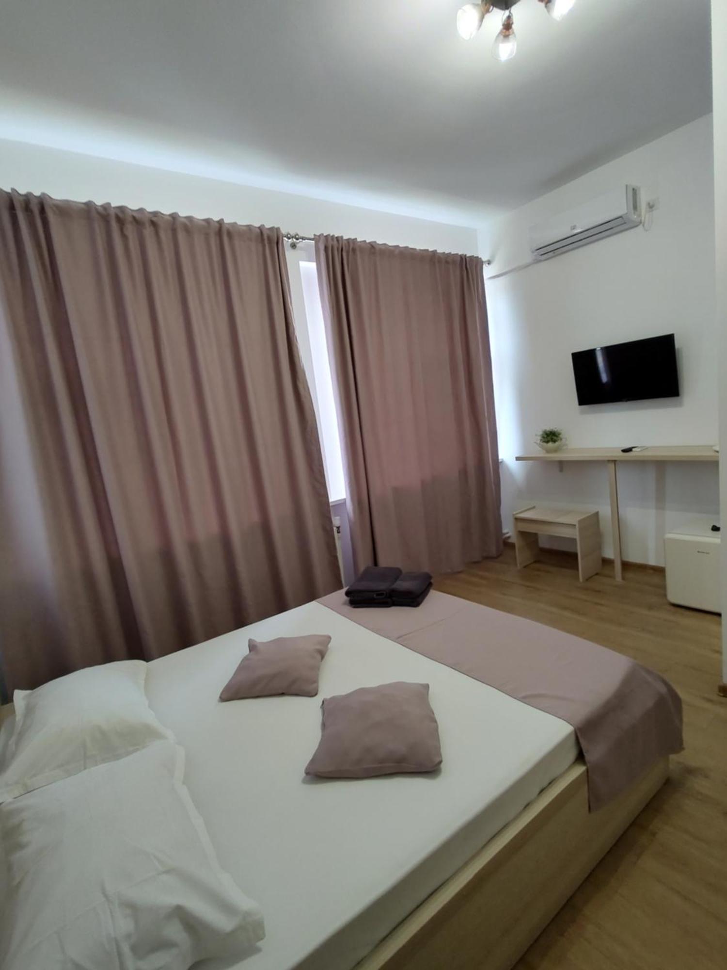 Puzzle Magic Bed & Breakfast Piteşti Eksteriør bilde