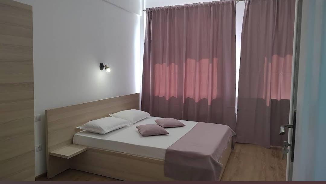 Puzzle Magic Bed & Breakfast Piteşti Eksteriør bilde